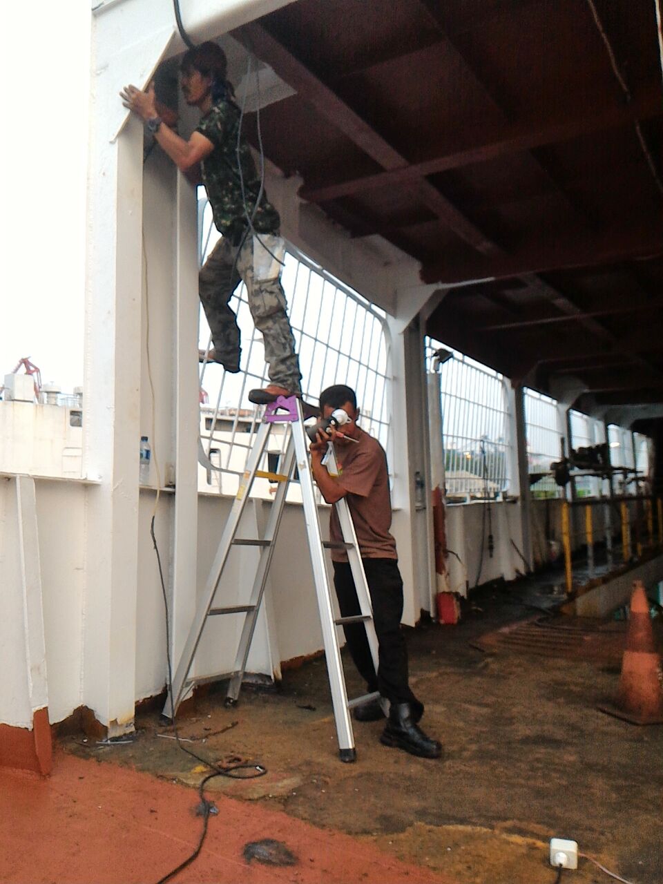 PT WINDU KARSA (kapal windu karsa pratama ) april 2018